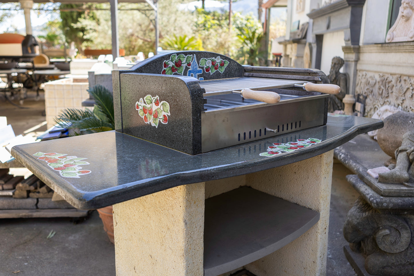 barbecue da esterno decorativo colore nero per ambienti moderni