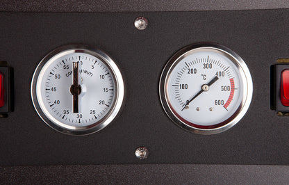 timer e temperatura inclusi su forno a legna garden color