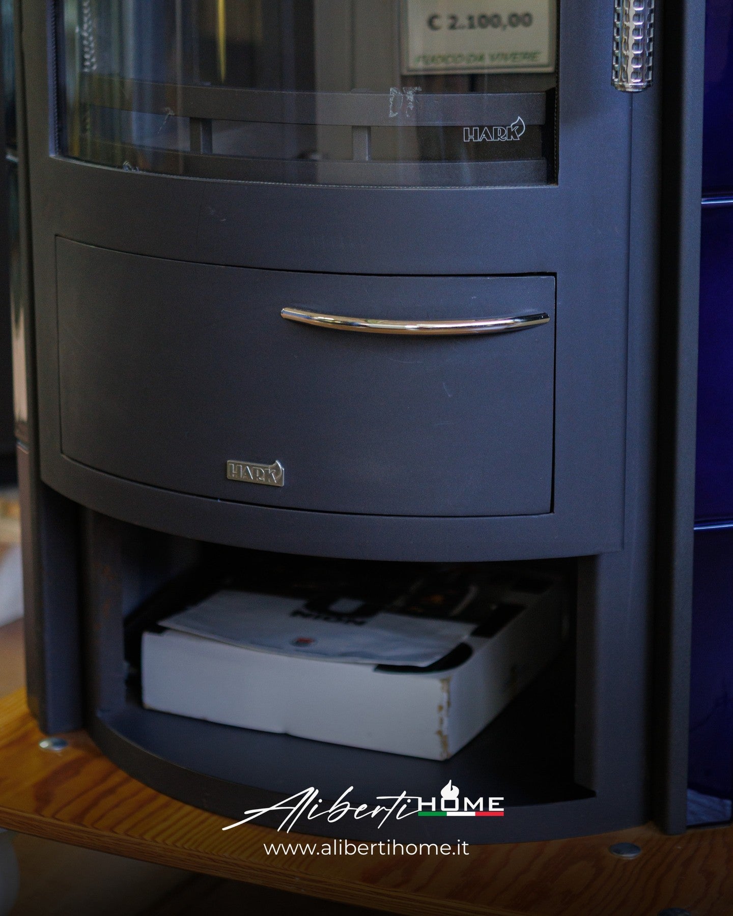 cassetto raccolta cenere nascosto