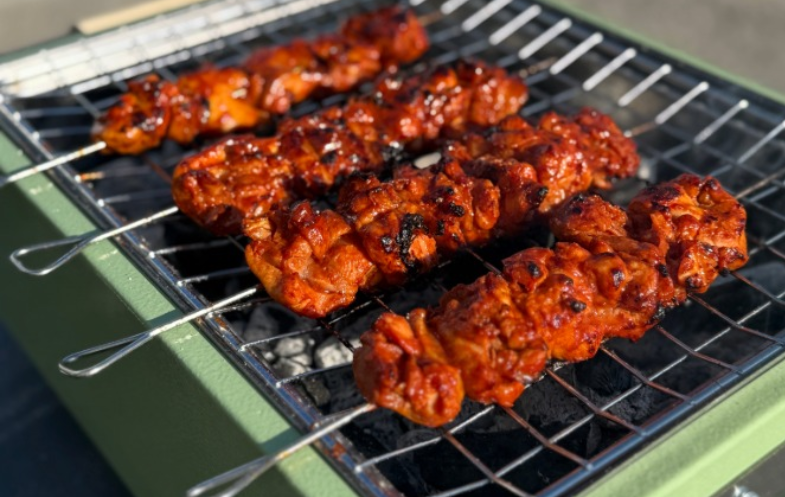 bbq tokyo clementi a legna, perfetto per spazi ridotti 